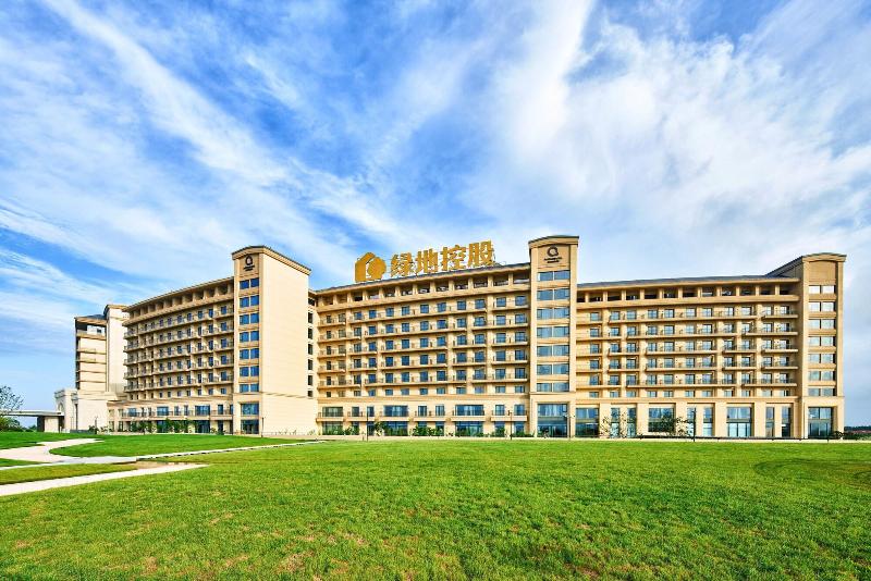 The QUBE Hotel Shanghai Sanjiagang — 4-Star Luxury Hotel in Shanghai, People's Republic of China