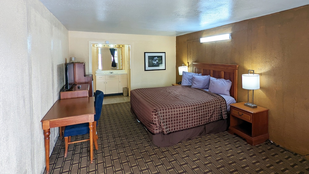 M Star Hotel Cleveland - photo 13