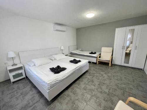 Penzion Apartmány Adamčík — Napajedla — photo 4