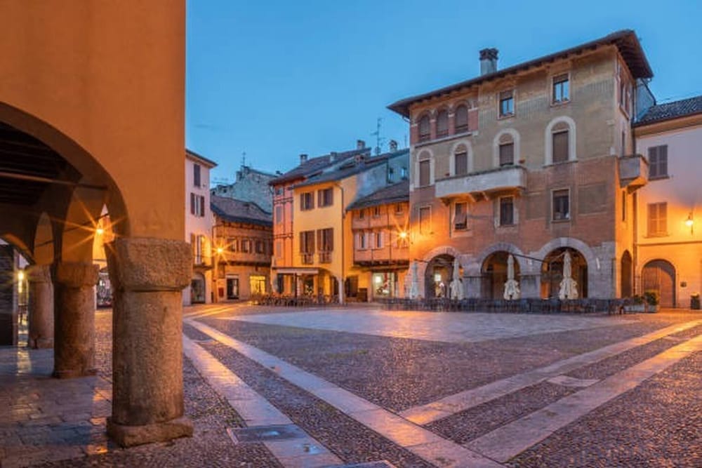 Nest In Como A Nest In The City Of Como for 6 — 4-Star Luxury Hotel in Como, Italy