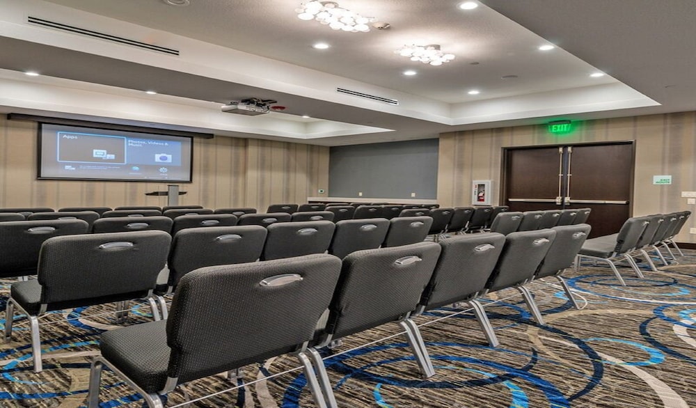 Holiday Inn Austin Airport by IHG - photo 49