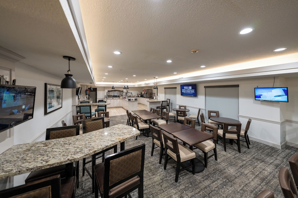 Staybridge Suites Columbia by IHG - photo 54