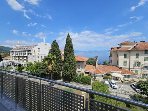 Apartments Bela — 4-Star Luxury Hotel in Lovran, Croatia