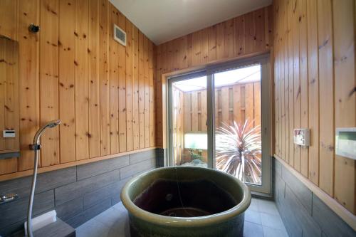 白浜貸別荘2 76 in Shirahamacho-Usazakiminami, Japan