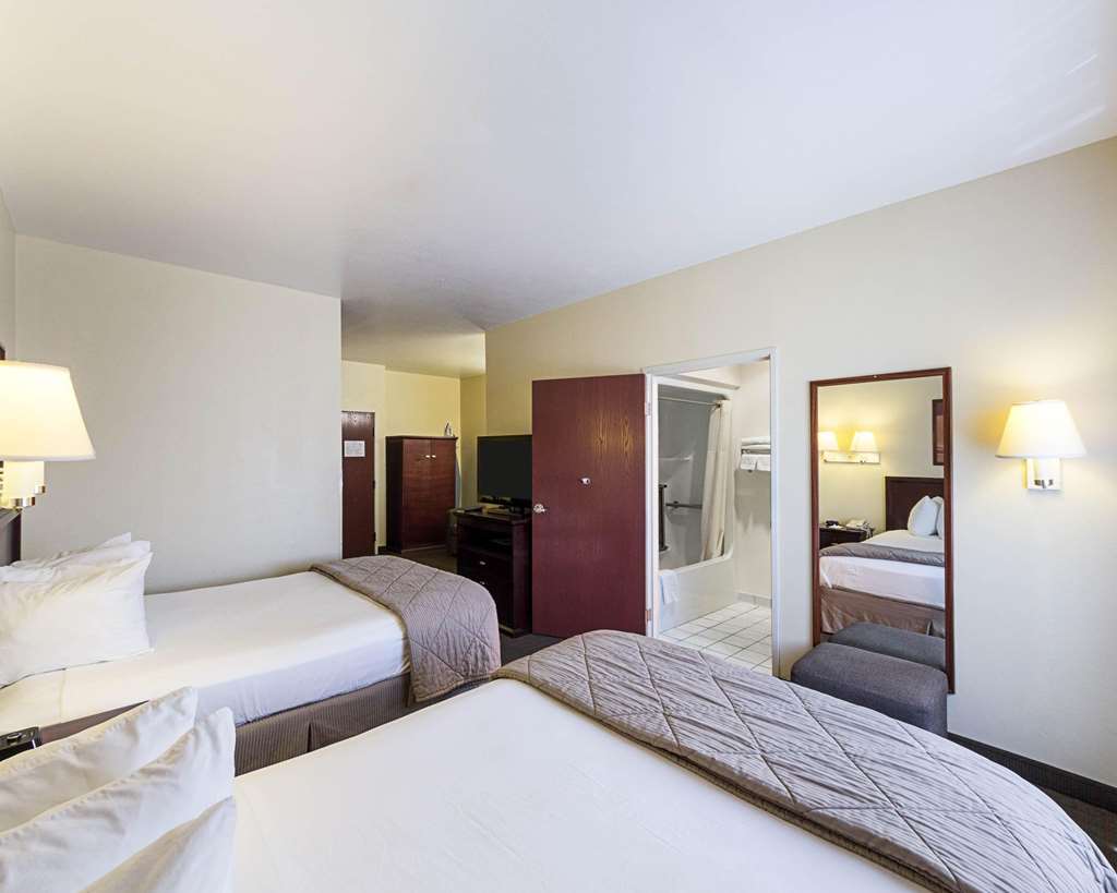 Quality Inn & Suites Kerrville - photo 17
