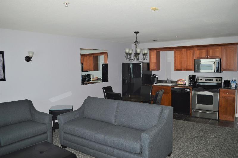 Starfish Manor Oceanfront Hotel - photo 43