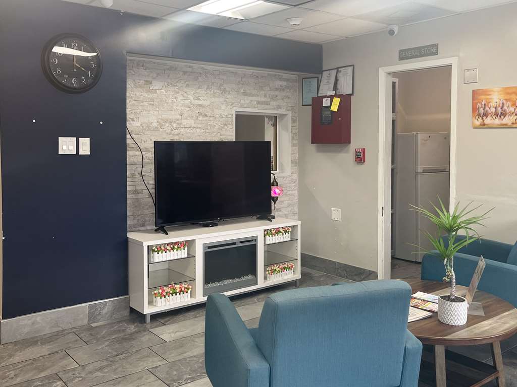 Rodeway Inn Norfolk - photo 4