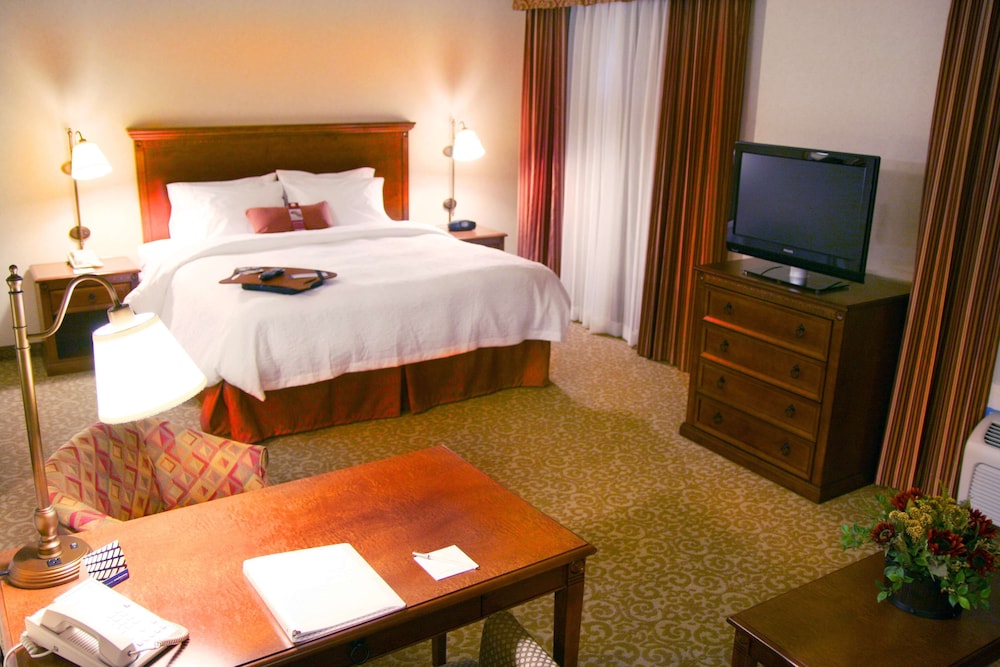 Hampton Inn & Suites Lodi - photo 11