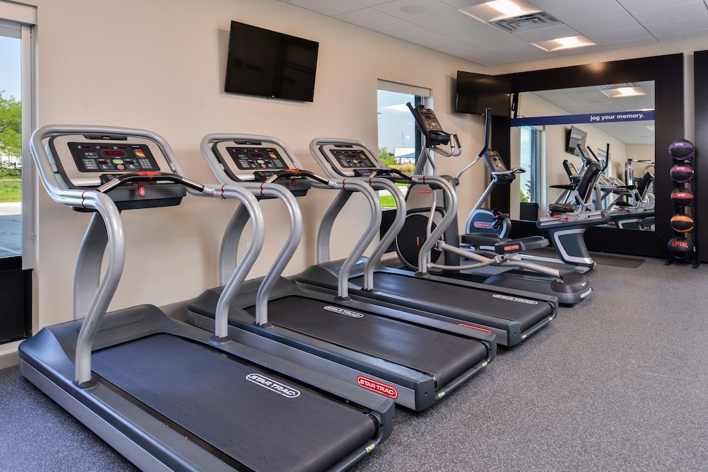 Hampton Inn Omaha Airport - photo 27