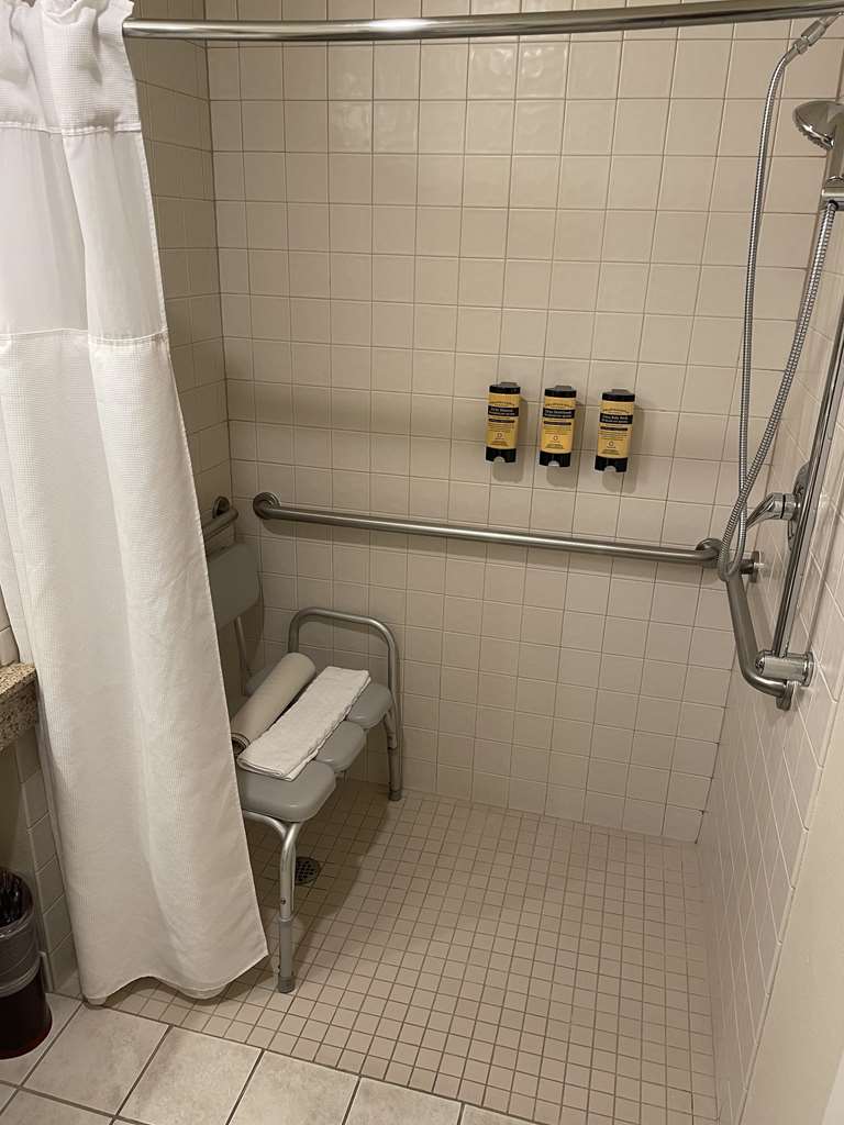 Best Western Plus Edmonds Harbor Inn - photo 46