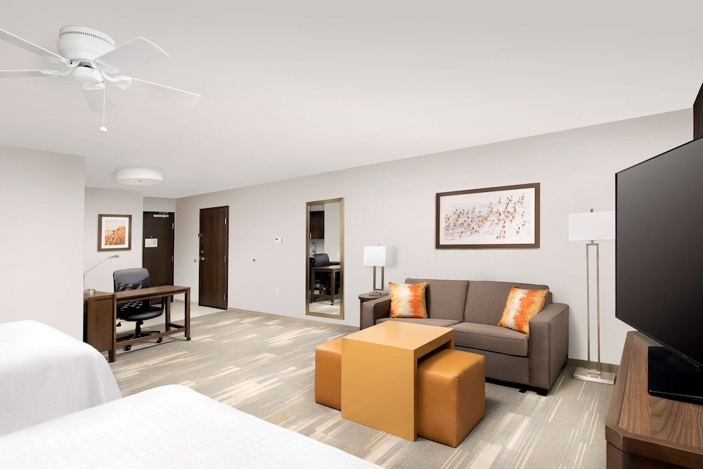 Homewood Suites by Hilton Kansas City Speedway - photo 12