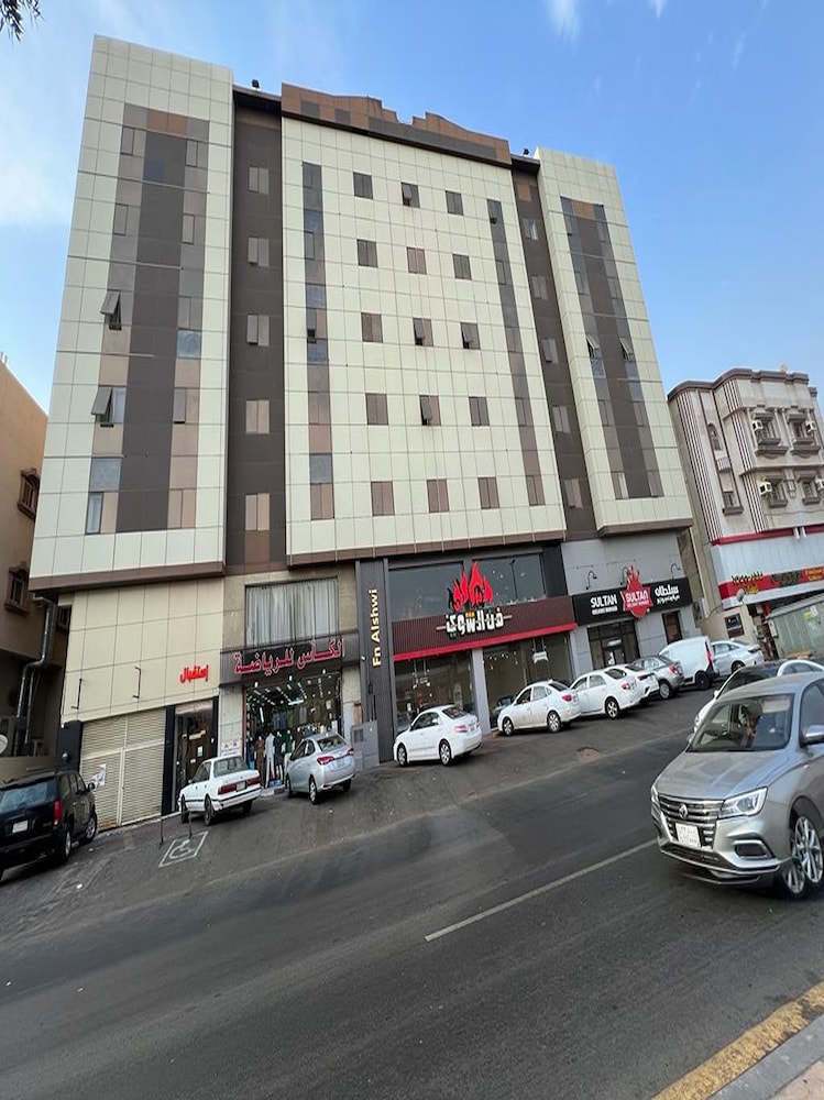 Restoservicedsuites - carbon neutral hotel in Jeddah