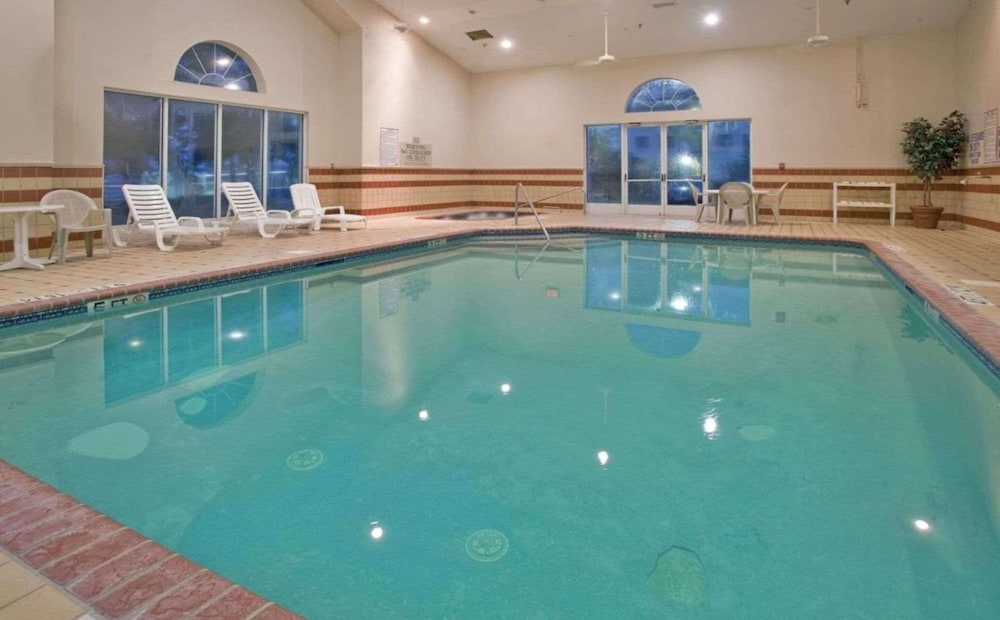 Country Inn & Suites by Radisson Columbia SC - photo 10