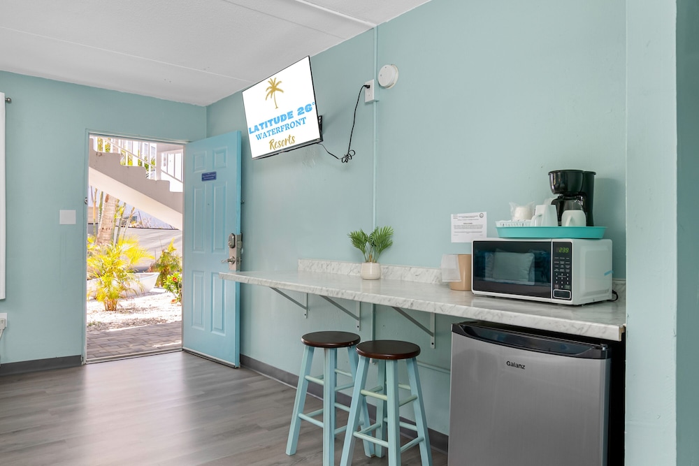 Latitude 26 Waterfront Boutique Resort Fort Myers Beach - photo 43