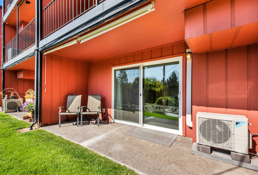 Bend Riverside Inn & Suites - photo 268