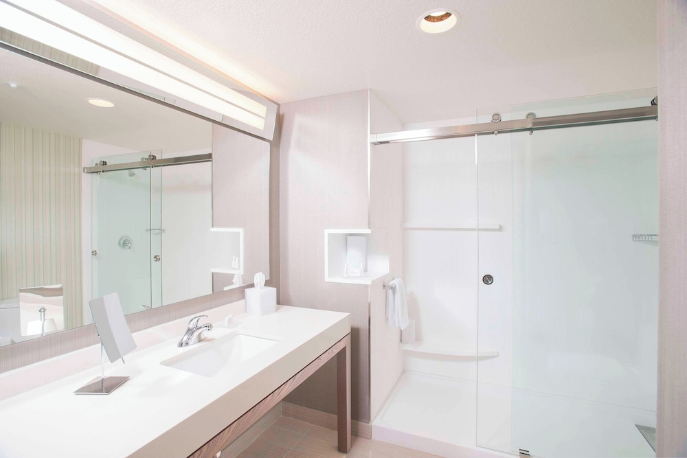 Courtyard by Marriott Redwood City - photo 16