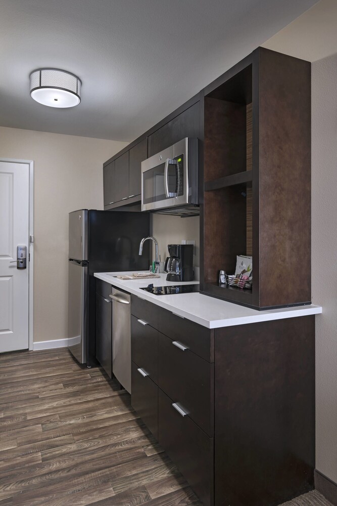 TownePlace Suites by Marriott Tacoma Lakewood - photo 8