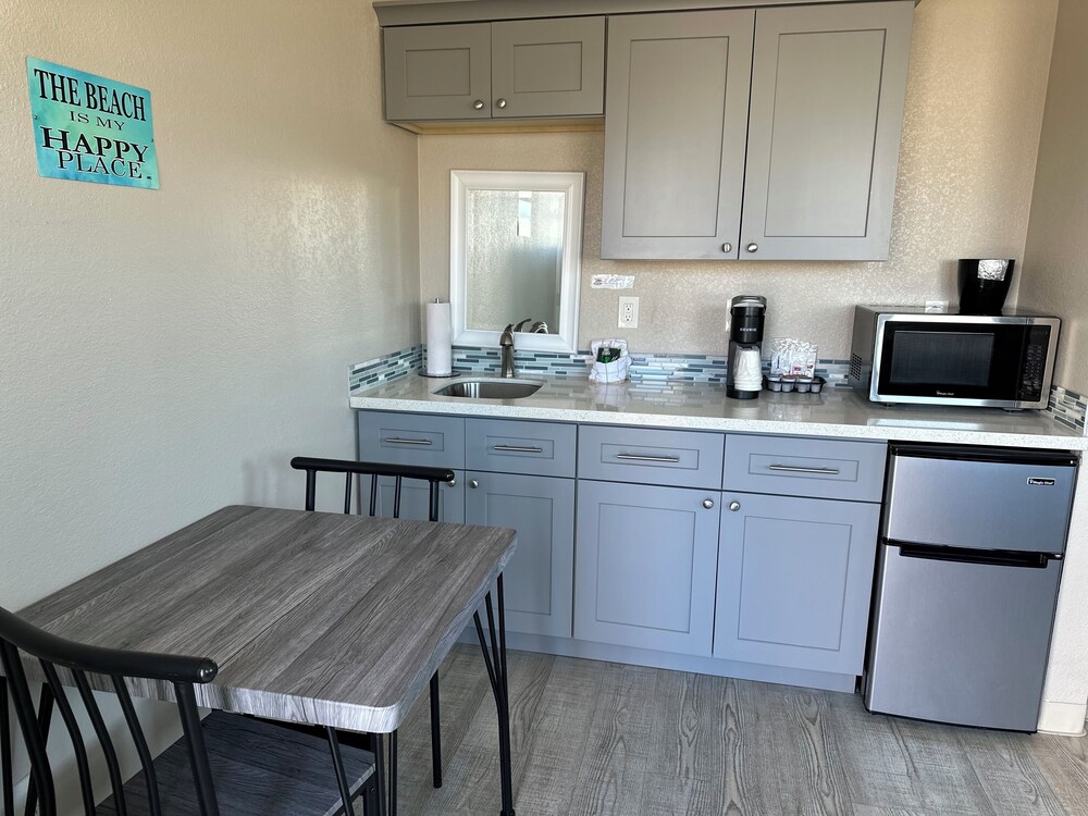 The Coastal Inn and Suites - photo 99
