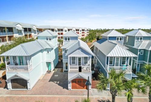 Sol Shine Gulf View Retreat Steps from the Sand — hotel in Mexico Beach