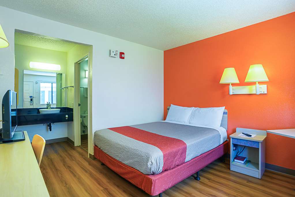 Motel 6 Yuma AZ East - photo 7