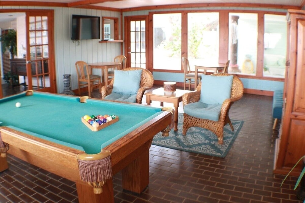 Pelican Bay Resort - photo 35