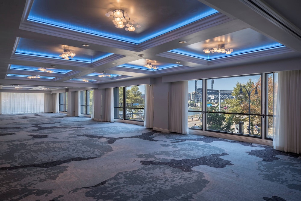 Renaissance Pittsburgh Hotel - photo 34
