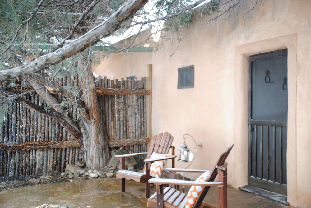 Old Taos Guesthouse B&B - photo 15