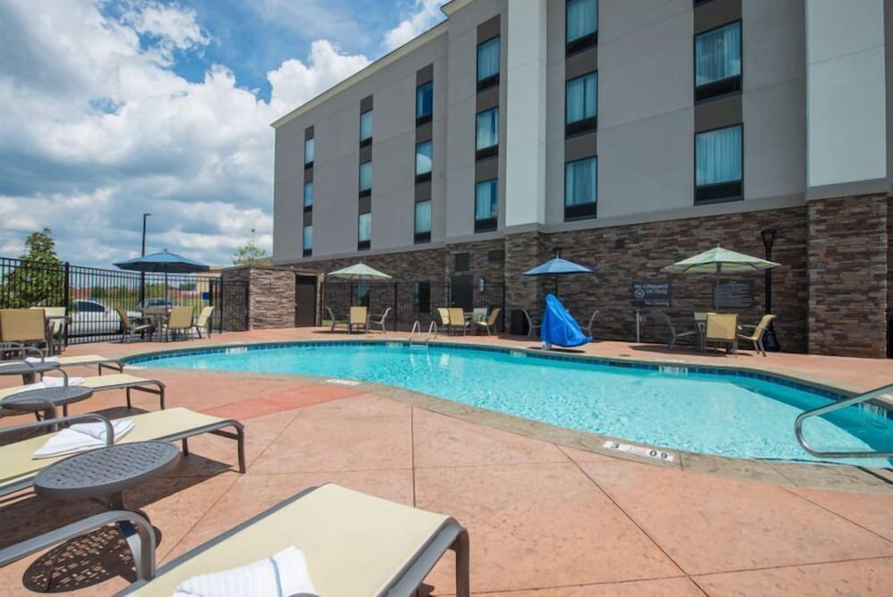 Hampton Inn Waynesboro - photo 25