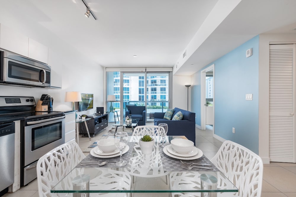 Churchill Suites Monte Carlo Miami Beach - photo 49