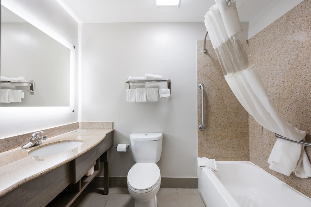 Red Roof Inn PLUS & Suites Birmingham Bessemer - photo 19