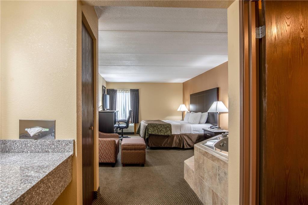 Quality Inn Tully I 81 - photo 22