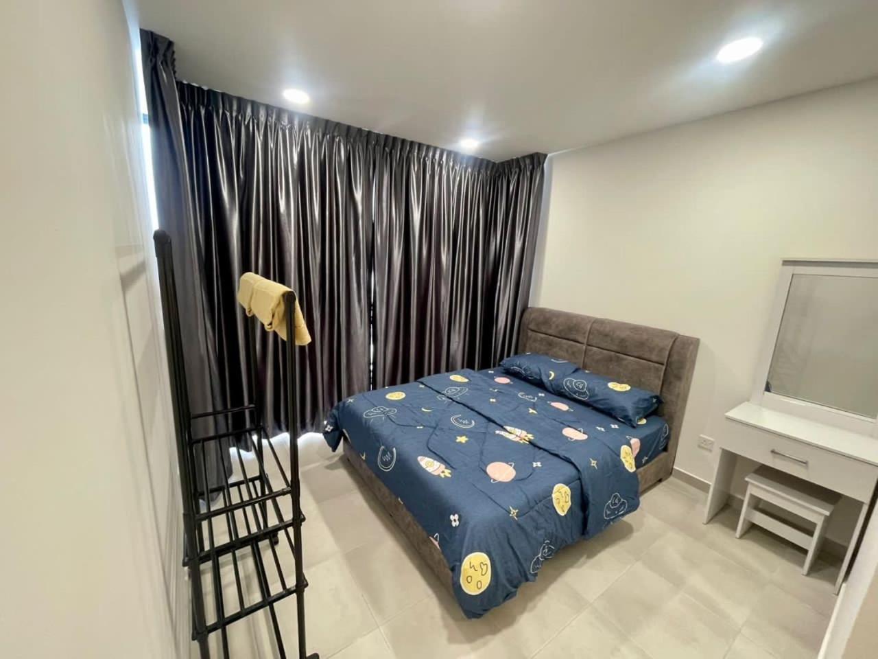 Sandakan Homestay Coastal Serenity 山海绿栖 — 4-Star Luxury Hotel in Sandakan, Malaysia