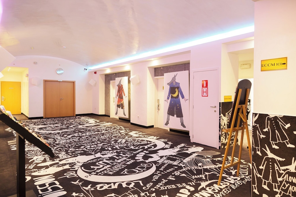 Hotel Tristar — La Louviere