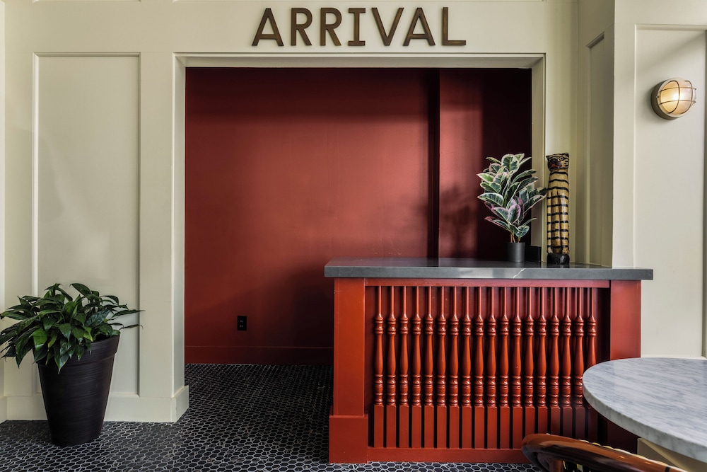 Hotel Vela — hotel in Gulfport