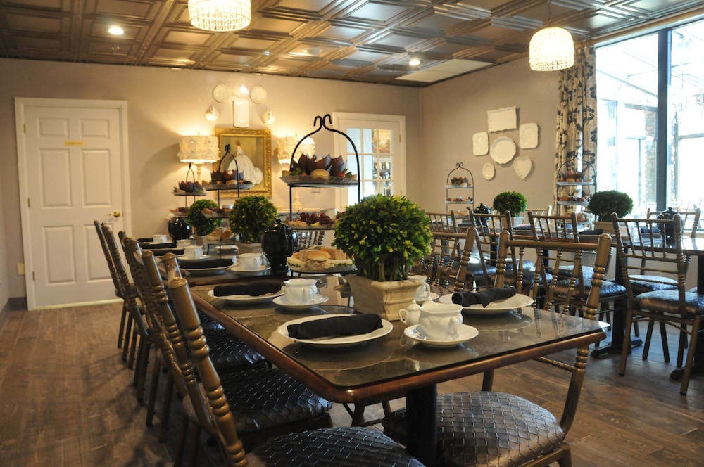 Two Hearts Inn - photo 31