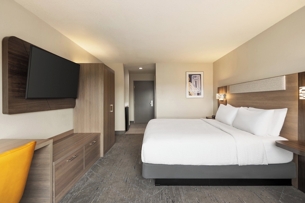 Holiday Inn Express Morgantown by IHG - photo 3