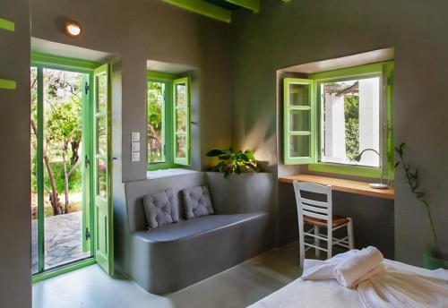 Phlea Farm Studios — 4-Star Luxury Hotel in Agia Marina, Greece