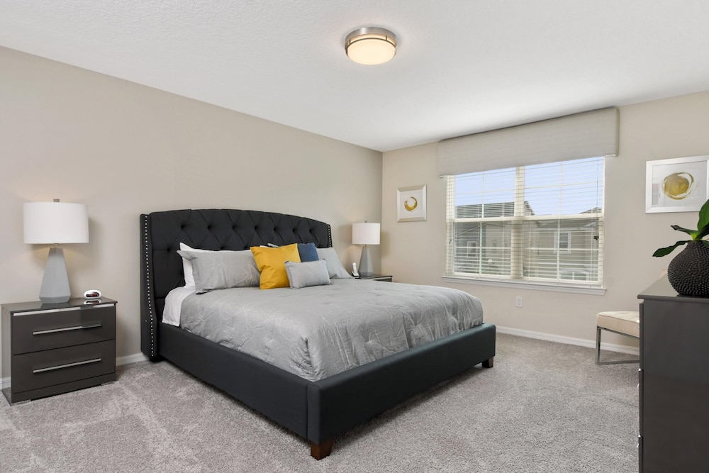 Solara Resort Brand New 4 Bed 4 5 Bath Townhome - photo 23