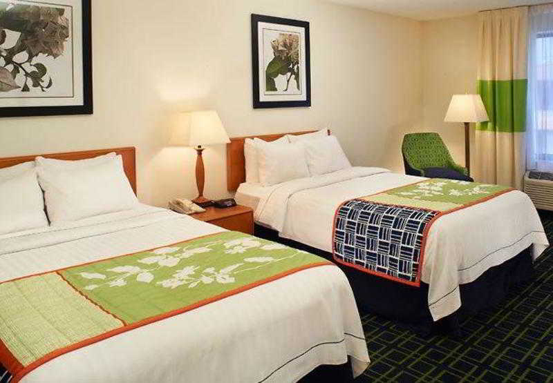 Fairfield Inn and Suites by Marriott Indianapolis East - photo 6