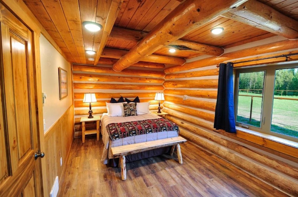Glacier Homestead - photo 3