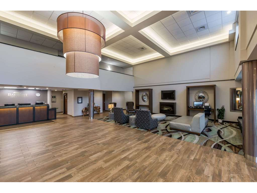 Baymont By Wyndham Bellevue - photo 3