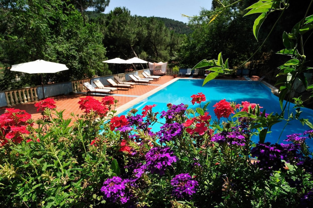 Hotel Su Lithu — 4-Star Luxury Hotel in Bitti, Italy
