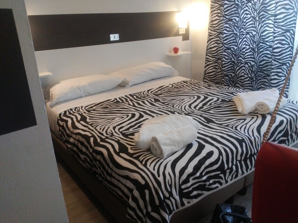 WuHostel - last minute hotel in Cervia