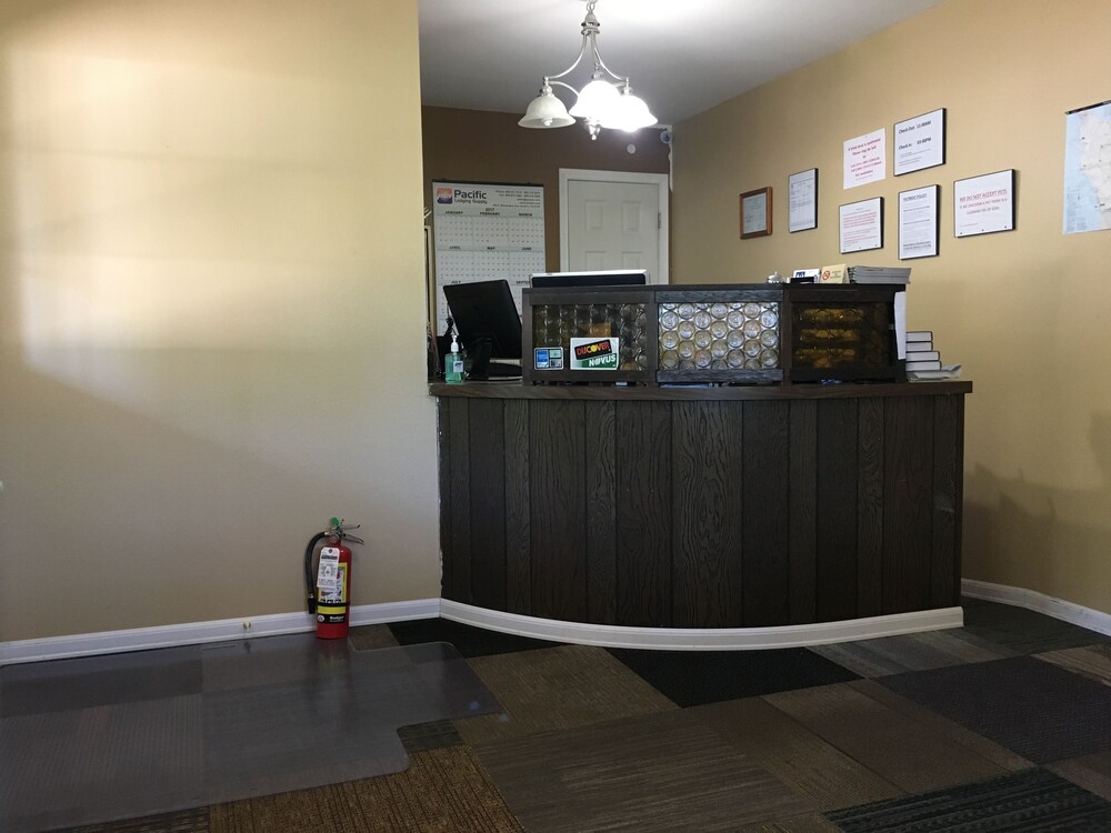 Town Motel — hotel in Forks