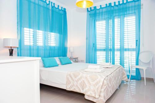 Nissini Nero 3 bedroom villa with private pool 5 min to the beach