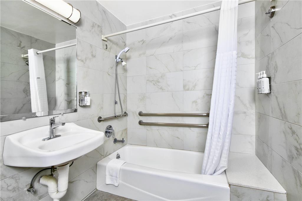 Days Inn by Wyndham Novato San Francisco - photo 45