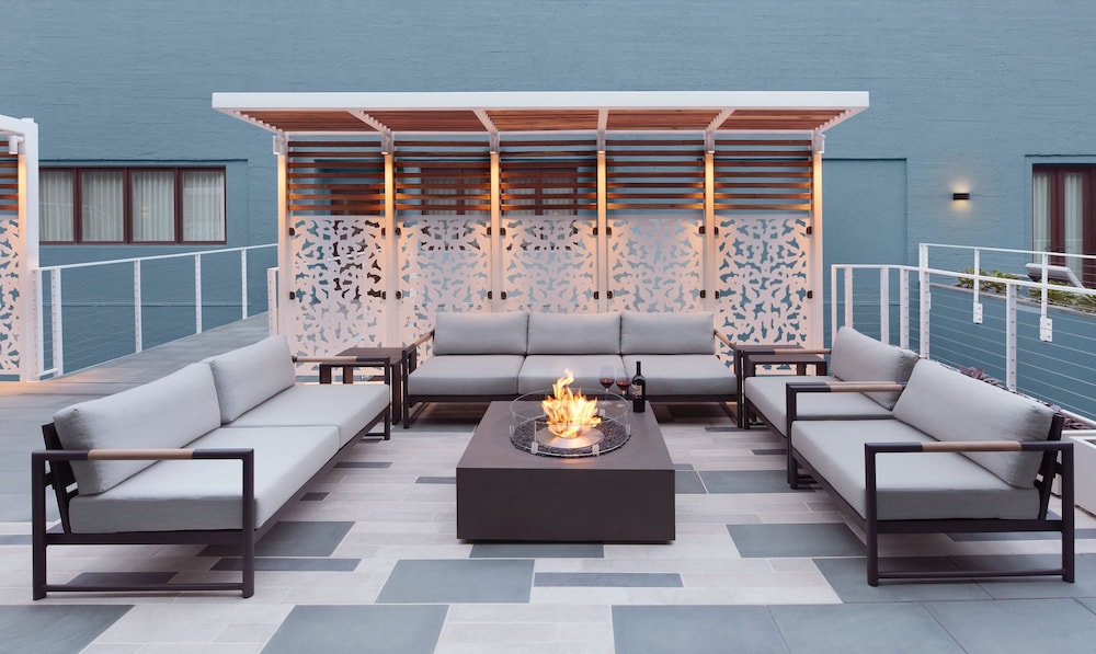 Casa Madrona Hotel & Spa - photo 84