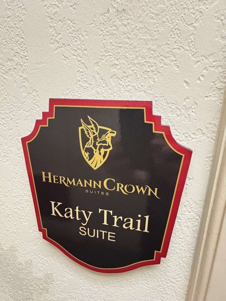Hermann Crown Suites - photo 84