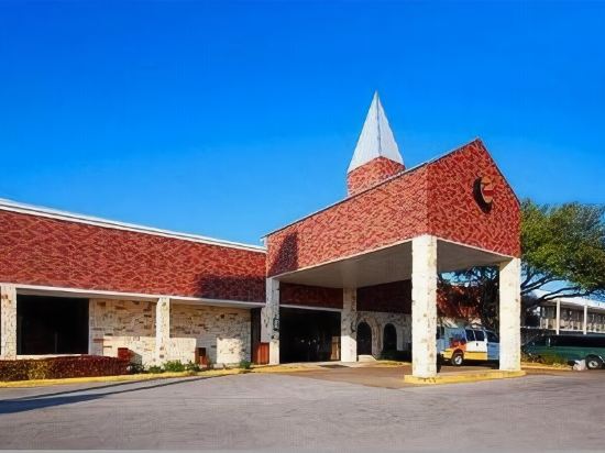 Clarion Inn Near Baylor University - photo 10