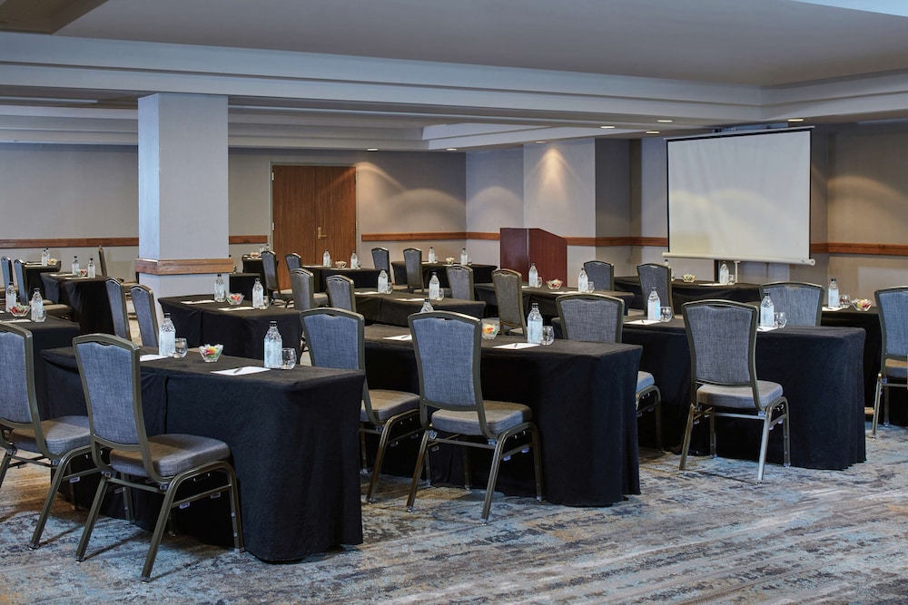 Hilton Anchorage - photo 28